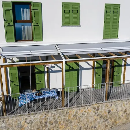 Casa Di Gemma アパート